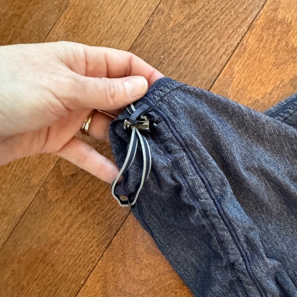 Lululemon Heather Blue Tank 10 - Picture 6 of 6